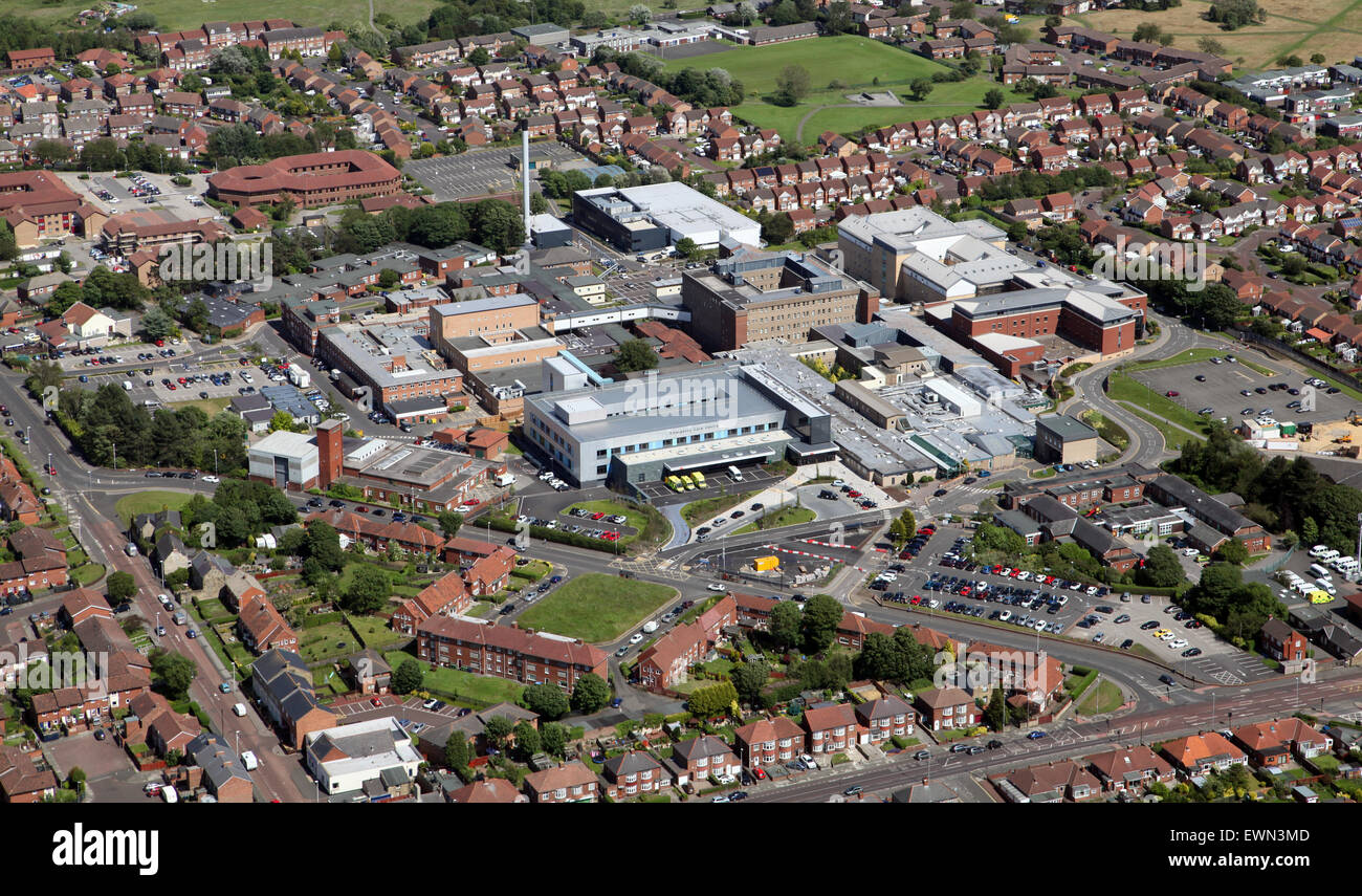 Vista aerea del Queen Elizabeth Hospital, Gateshead Tyne & Wear, Regno Unito Foto Stock