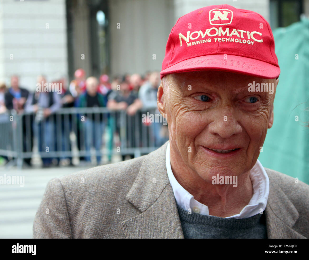 Niki Lauda spottet alla Formula 1 show run a Vienna in piazza Municipio. Dotato di: Niki Lauda dove: Vienna, Austria quando: 22 Apr 2015 Foto Stock