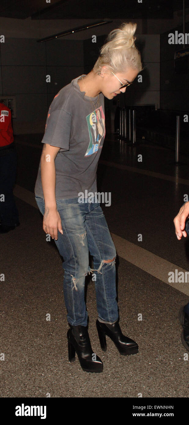 Jeans strappati cheap 2015