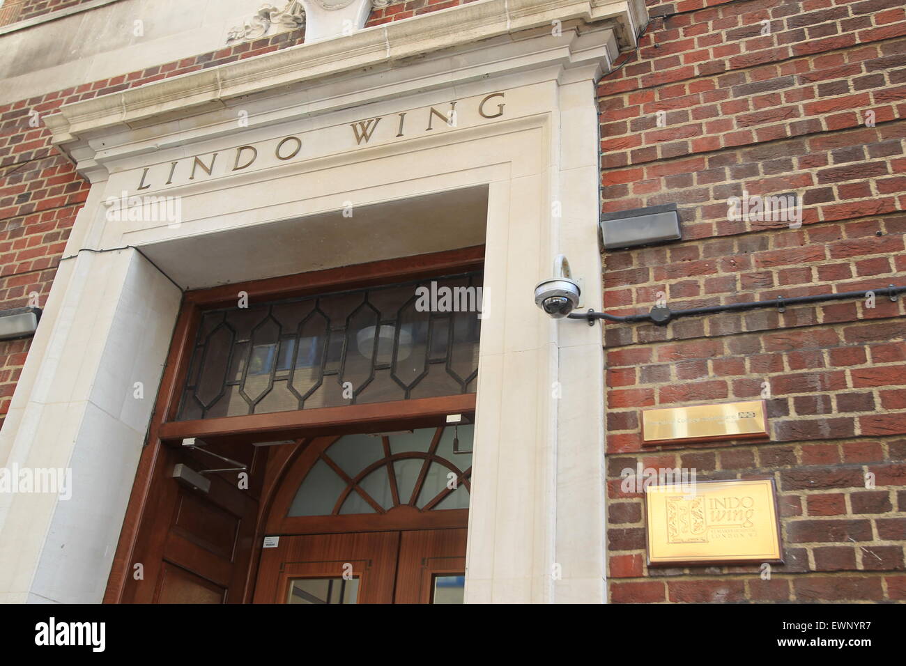 Royal nascita preparati al di fuori del Lindo ala a St. Mary's Hospital di Londra prima della nascita del secondo figlio del principe Guglielmo duca di Cambridge e Caterina, duchessa di Cambridge. Dotato di: atmosfera dove: Londra, Regno Unito quando: 25 Apr 2015 C Foto Stock