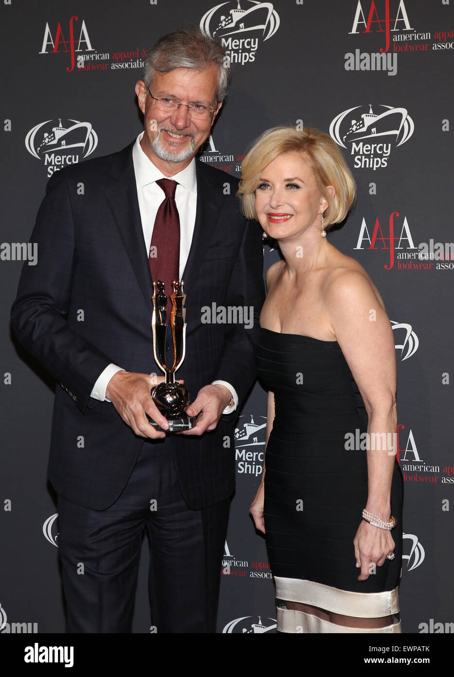 Xxxvii AAFA annuale American Image Awards - Red Carpet Awards con: Claudio del Vecchio, Juanita D. Duggan dove: New York City, Stati Uniti quando: 27 Apr 2015 Foto Stock