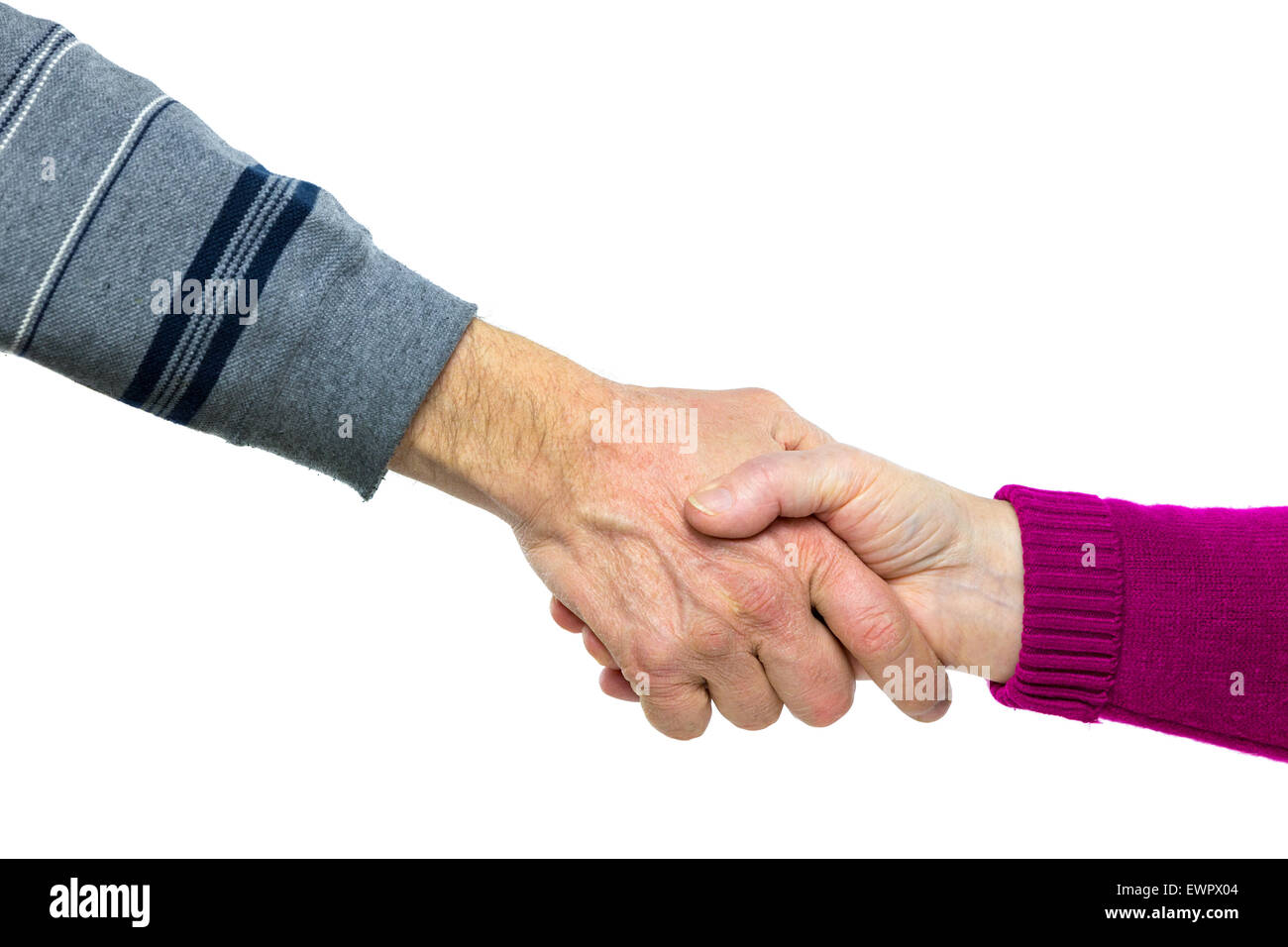 Maschio e femmina di scuotimento del braccio reciprocamente le mani a contatto isolato su sfondo bianco Foto Stock