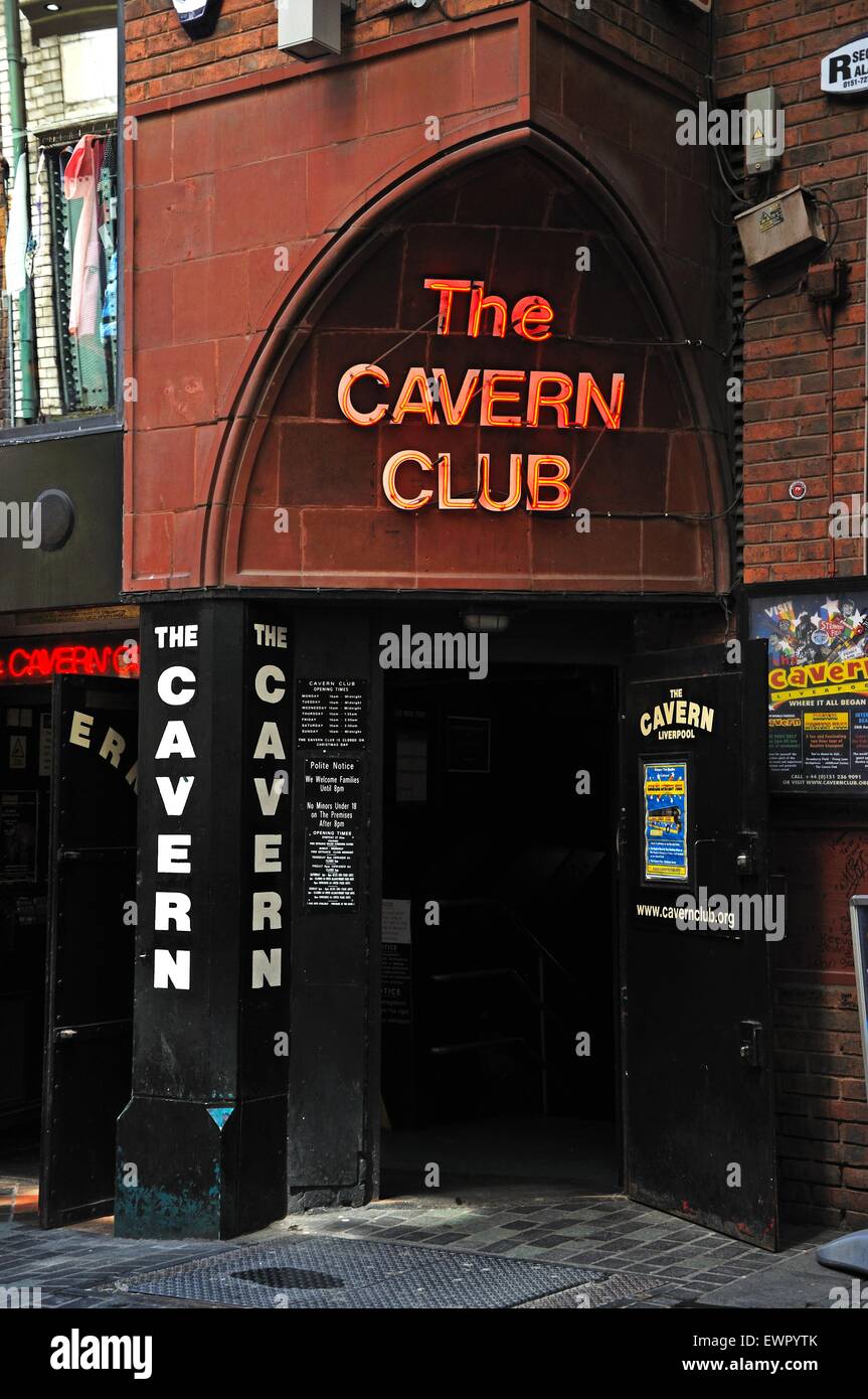 Ingresso al Cavern Club a 10 Mathew Street, Cavern Quarter, Liverpool, Merseyside England, Regno Unito, Europa occidentale. Foto Stock