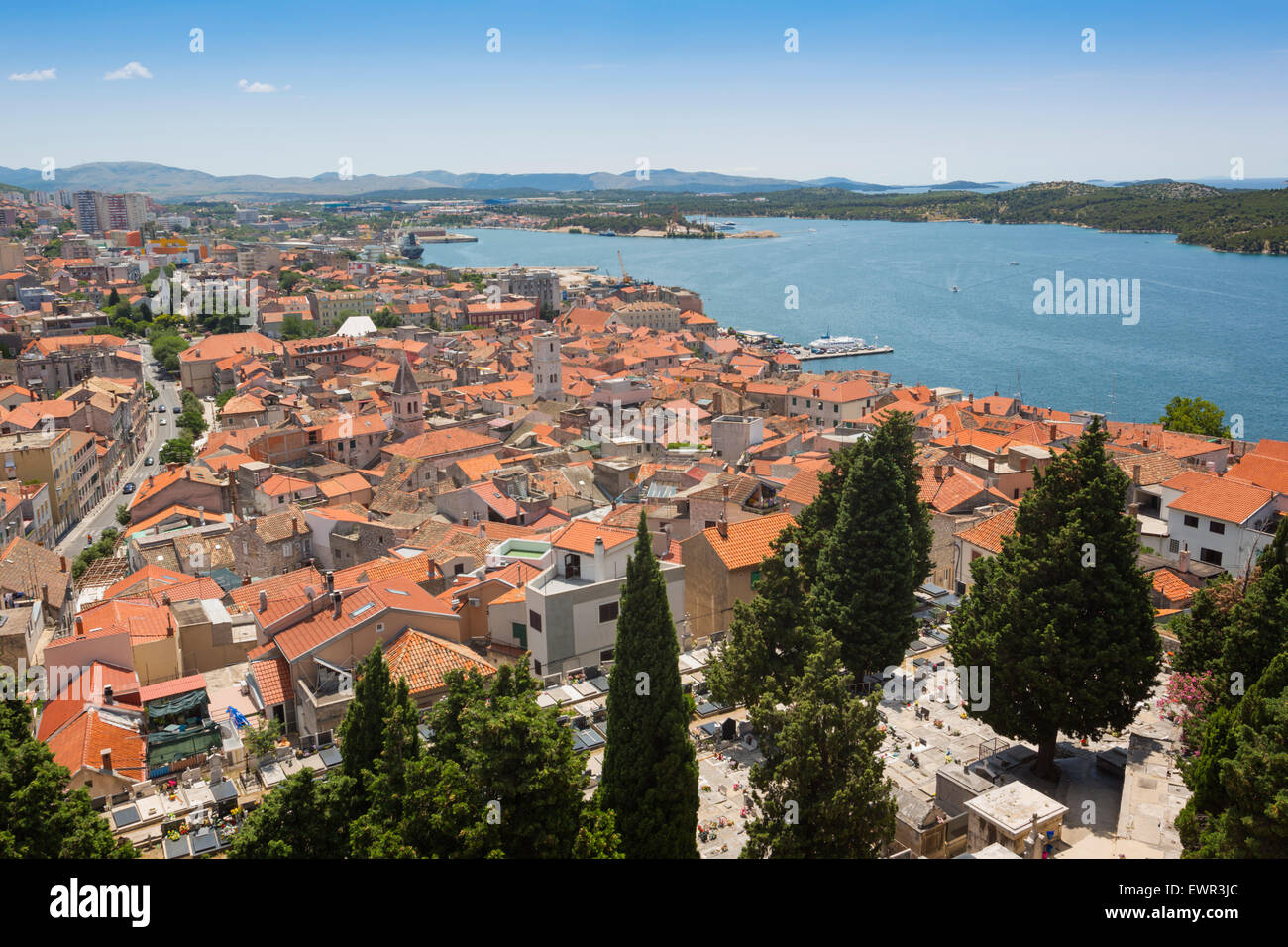 Sibenik, Regione di Sibenik e di Knin, Dalmazia, Croazia. Vedute generali della città. Foto Stock