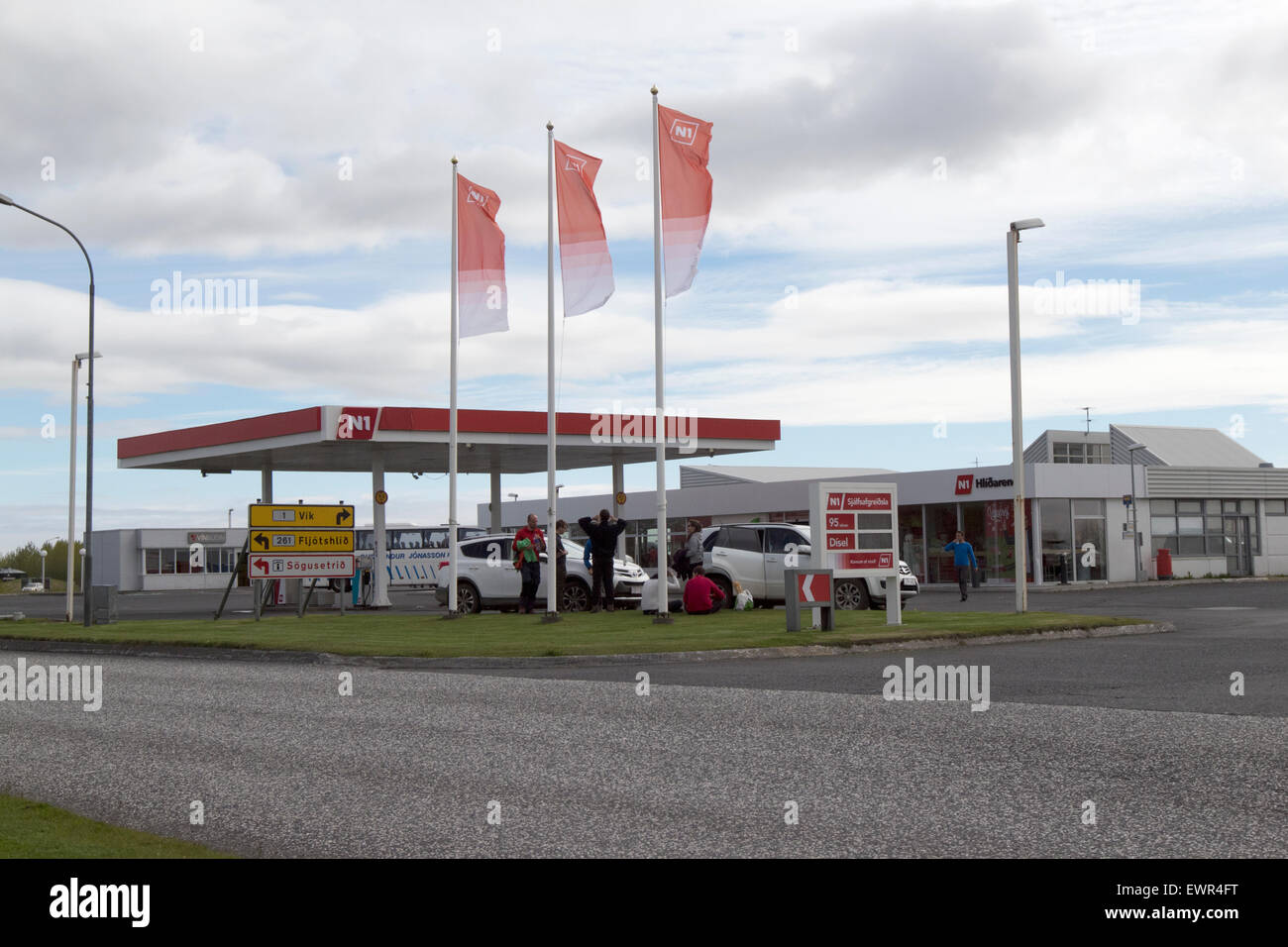 N1 Service station hlidarendi sulla circonvallazione hvolsvollur Islanda Foto Stock