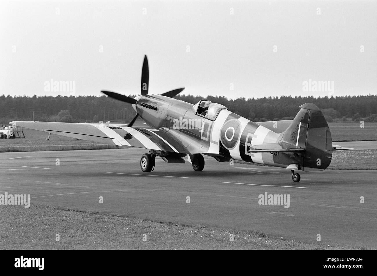 Spitfire sedile unico fighter aircraft in mostra a RAF Woodvale, a sud di Southport, Merseyside, 10 giugno 1987. Spitfire Mk.PRXIX PM631. Tipo: VS390. Numero di PM631. 91 DL E. Foto Stock