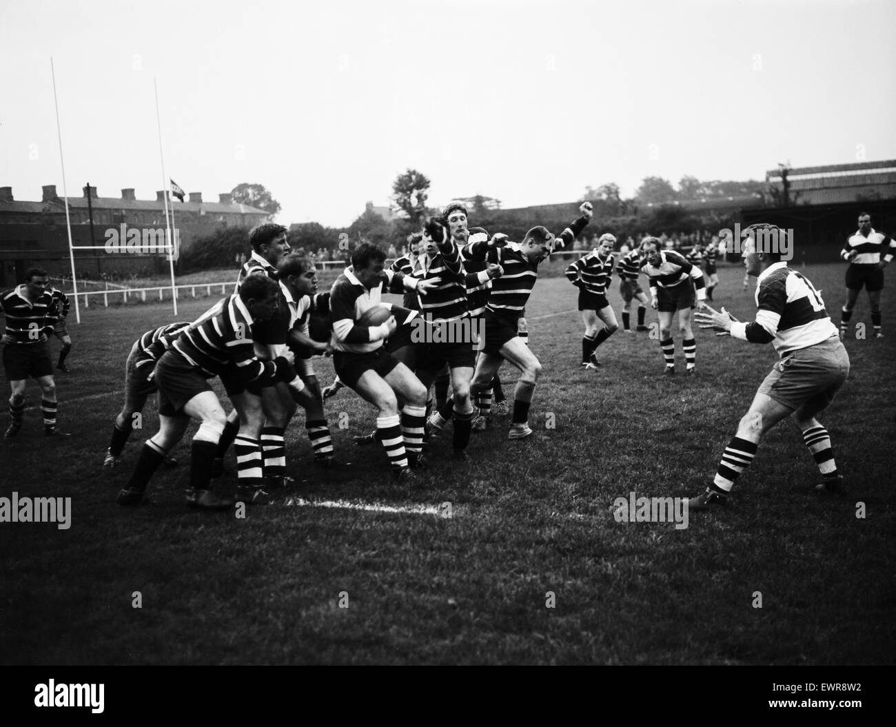 Nuneaton 8-31 Coventry, Rugby Union match , mercoledì 19 settembre 1962. Foto Stock