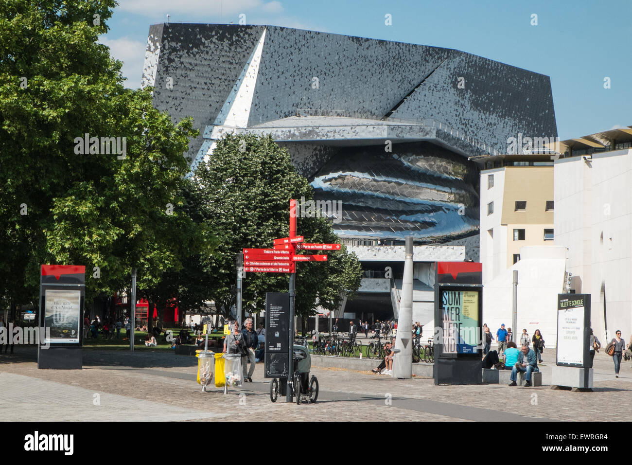 Il Parc de la Villette,scienza e culturale zona,distretto, inclusa la Città della Scienza e dell'industria,giardino,follies,concerti. Foto Stock