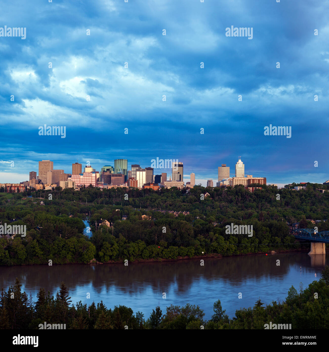 Lo Skyline di Edmonton Foto Stock