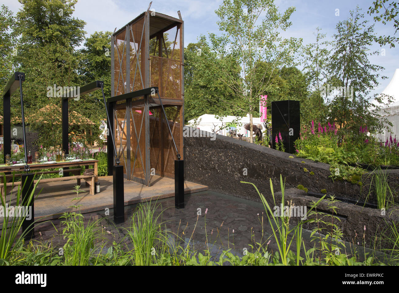 RHS Hampton Court Flower Show 2015. Cucitura verde mostra giardino, Hampton Court, England, Regno Unito Foto Stock