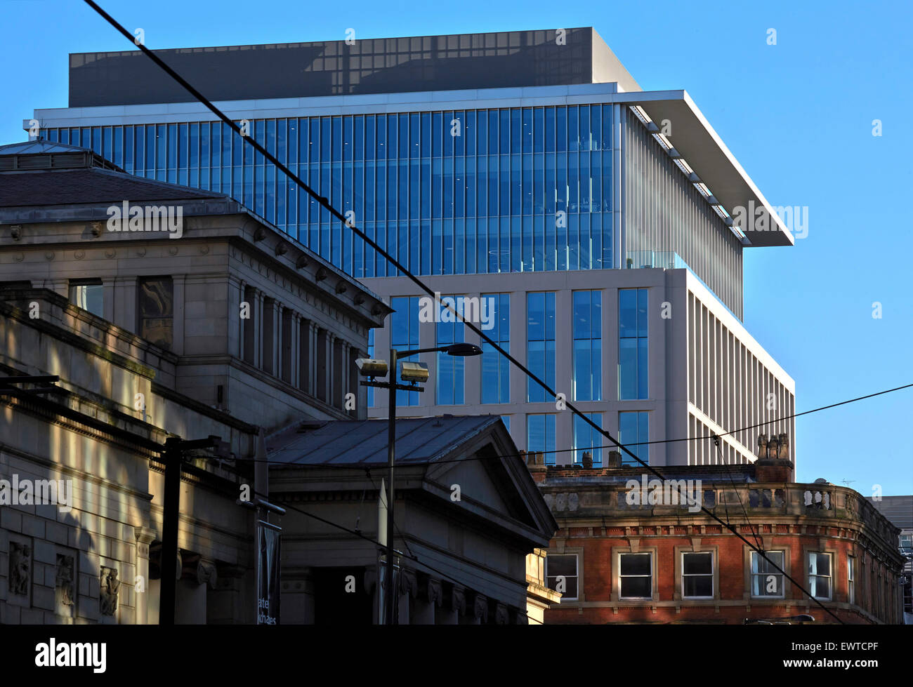 Dettaglio dalla parte posteriore. Una piazza San Pietro, Manchester, Regno Unito. Architetto: Glenn Howells Architects, 2015. Foto Stock