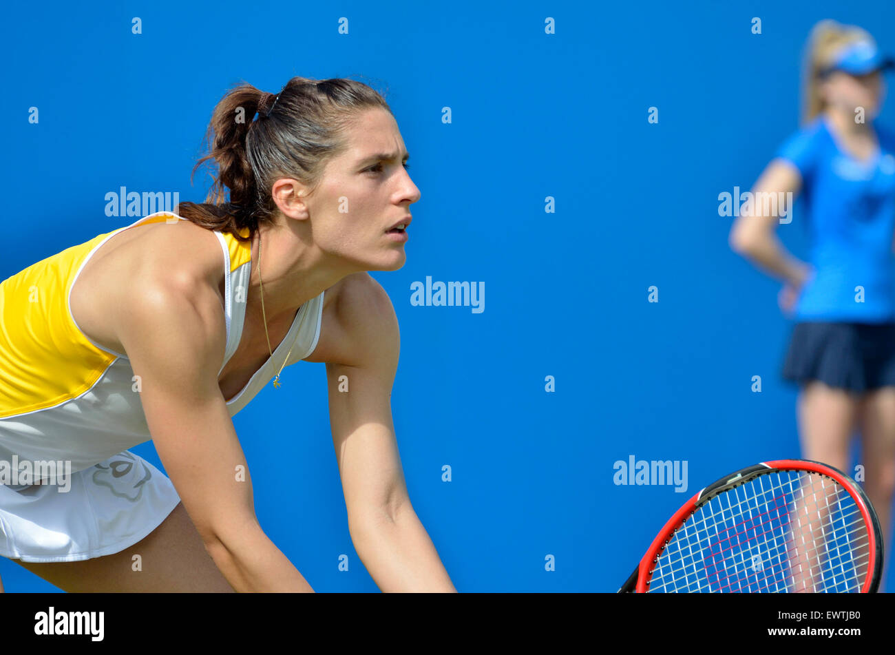 Andrea Petkovic (Germania) giocando a Aegon International, Eastbourne, 24 giugno 2015 Foto Stock