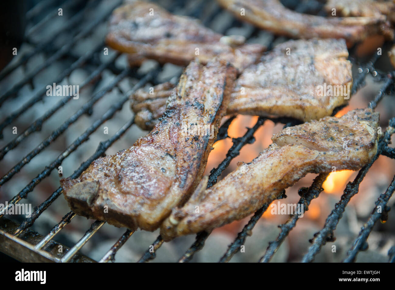Sud Africa- freschi carne cotta fuori il grill Foto Stock