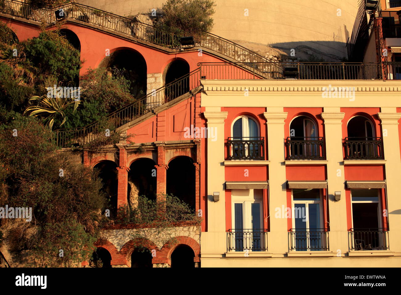 Pittoresca architettura nella città di Nizza e la Costa Azzurra, Francia Foto Stock