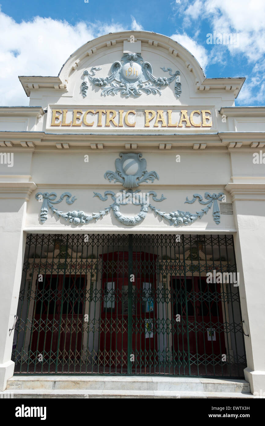 Facciata del 1920 Palazzo elettrico Cinema, King's Quay Street, Harwich, Essex, Inghilterra, Regno Unito Foto Stock