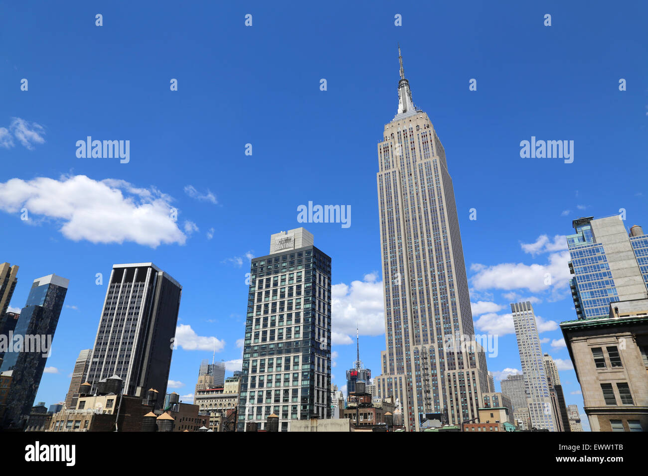 Empire State Building e il Midtown skyline di Manhattan, New York, NY, STATI UNITI D'AMERICA Foto Stock