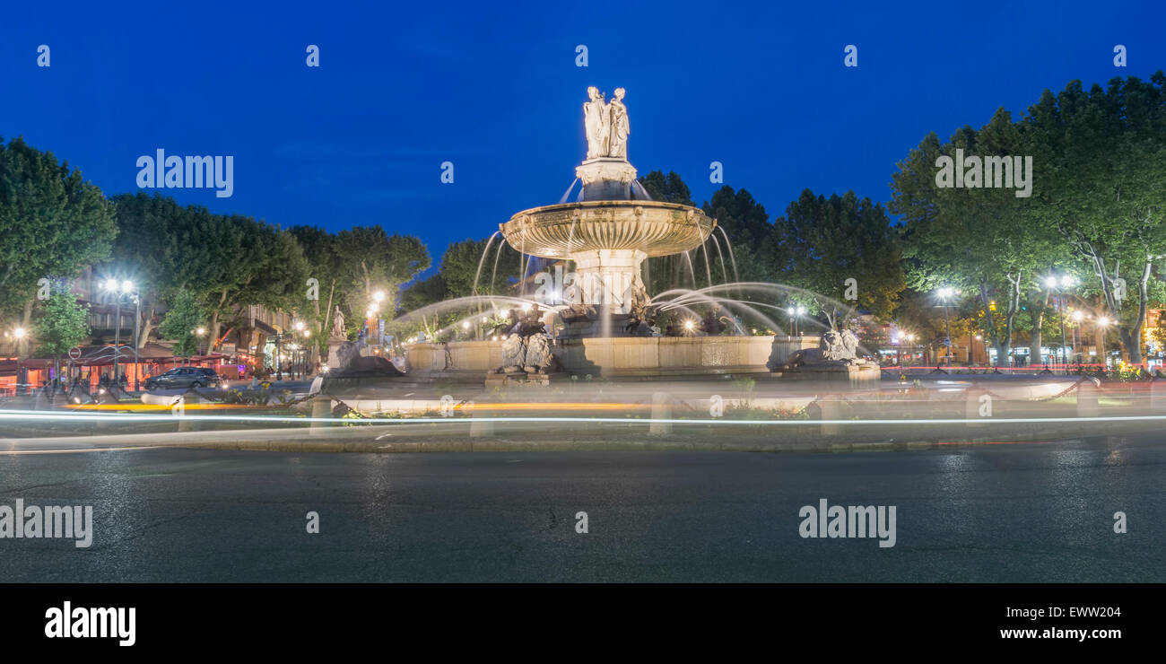 La Rotonde fontana - la rotatoria centrale in Aix-en-Provence, Francia, Foto Stock