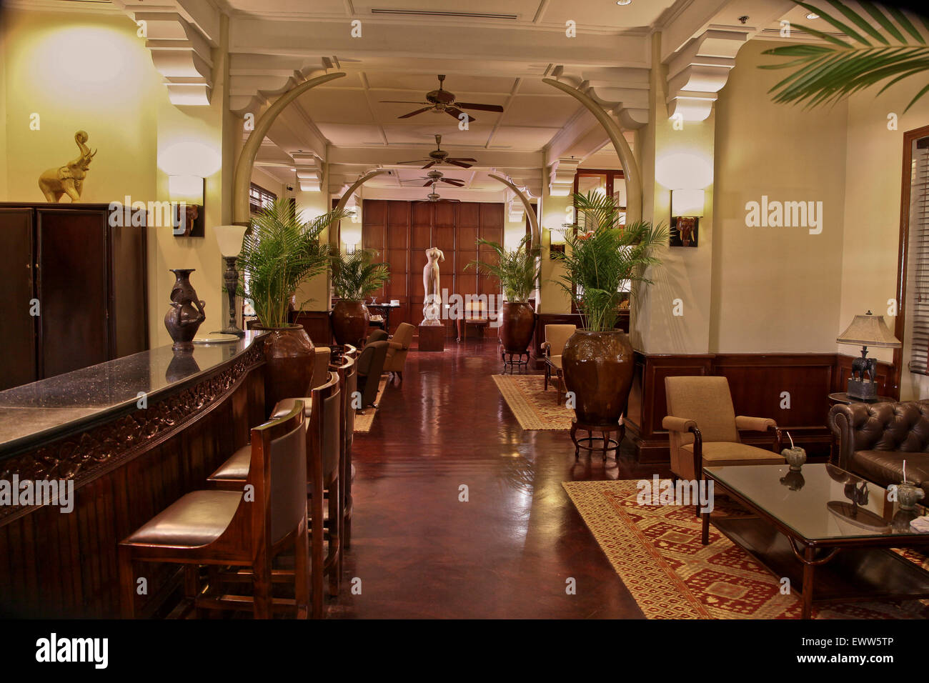 L'Elephant Bar al Raffles Hotel, Siem Reap, Cambogia Foto Stock