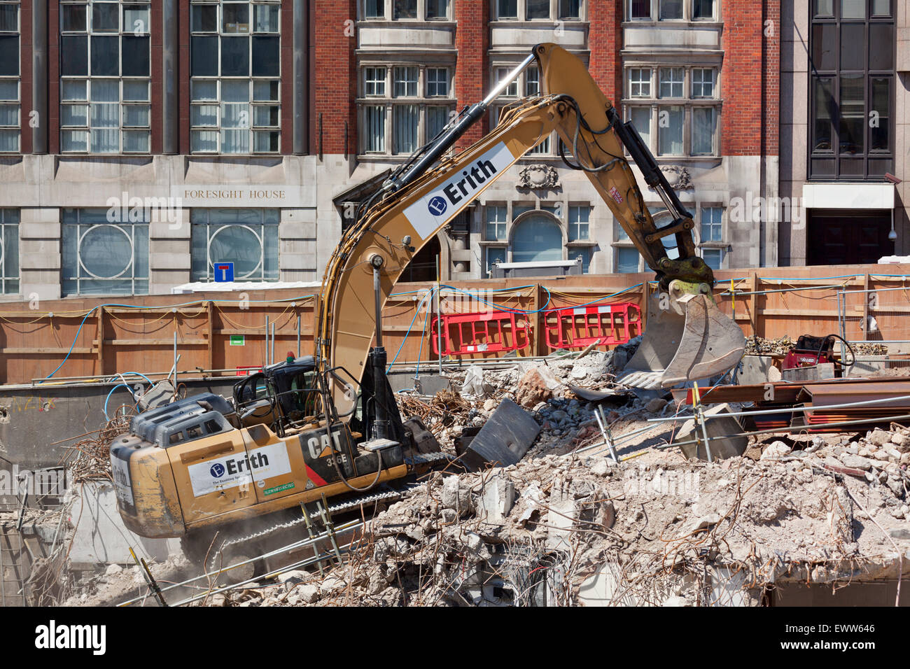 Demolizione nel centro di Londra Foto Stock