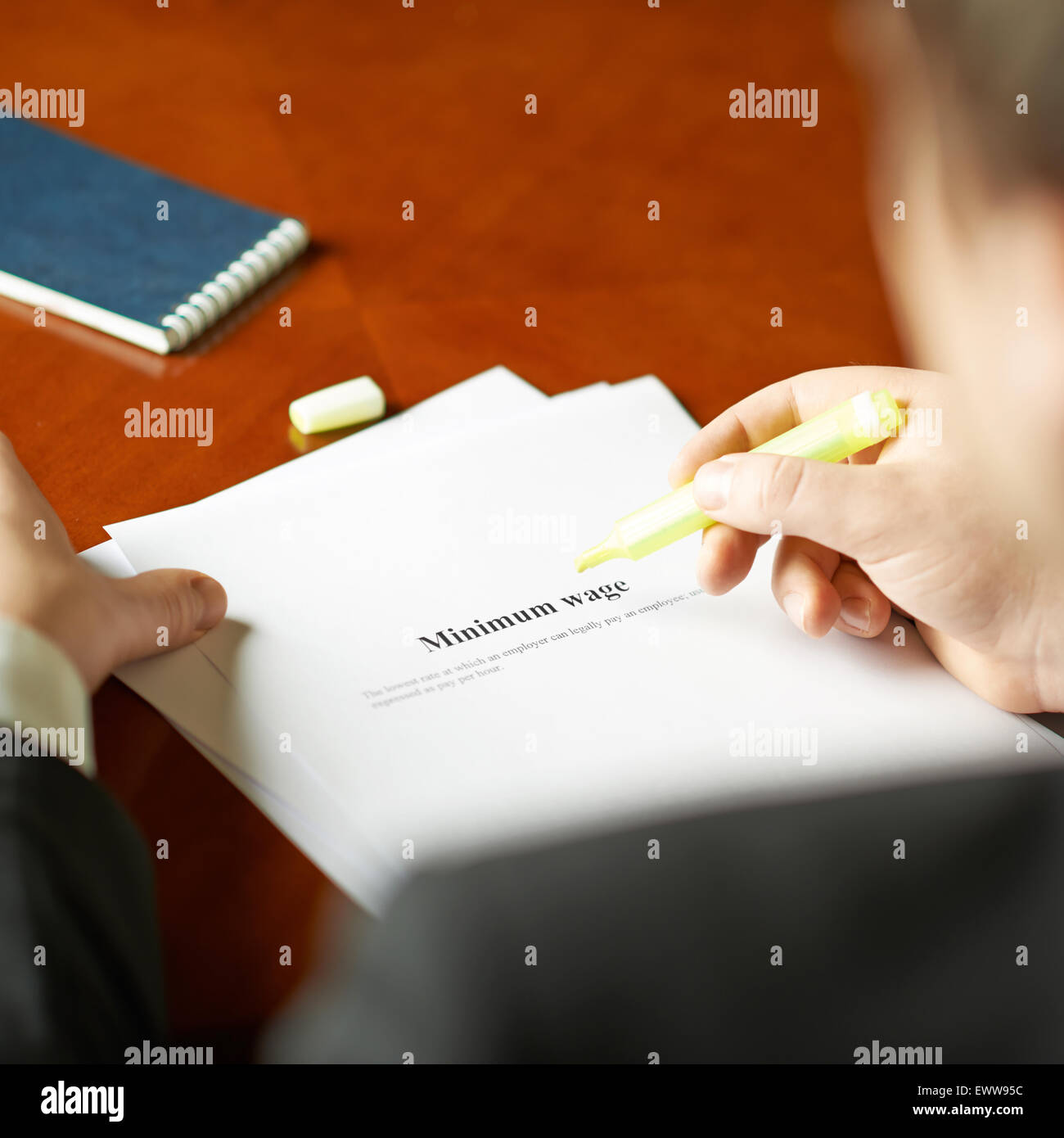 Salario minimo composizione definizione Foto Stock