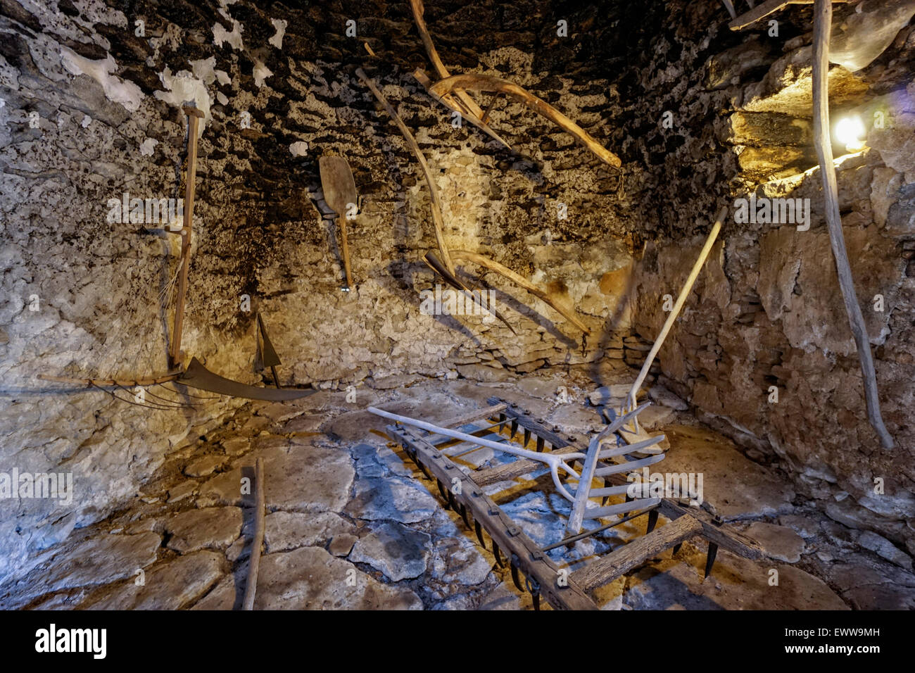 Capanna di pietra, Le Village des Bories, Open Air Museum vicino a Gordes, Provenza, Francia Foto Stock