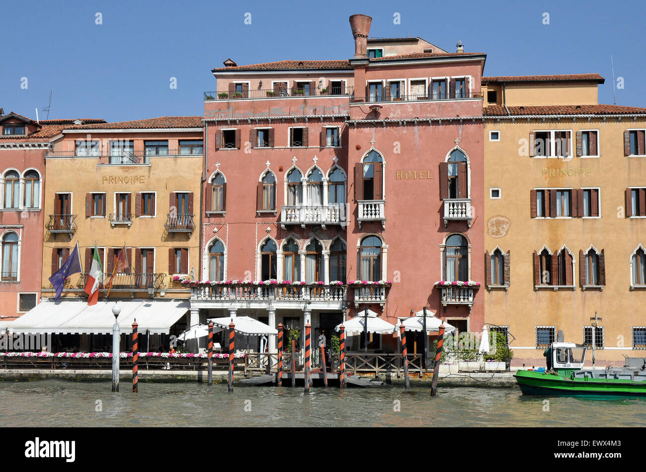 Italia Venezia Canal Grande - zona di Cannaregio - mercanti waterside ospita ora convertito al grand hotel - influenza moresca Foto Stock