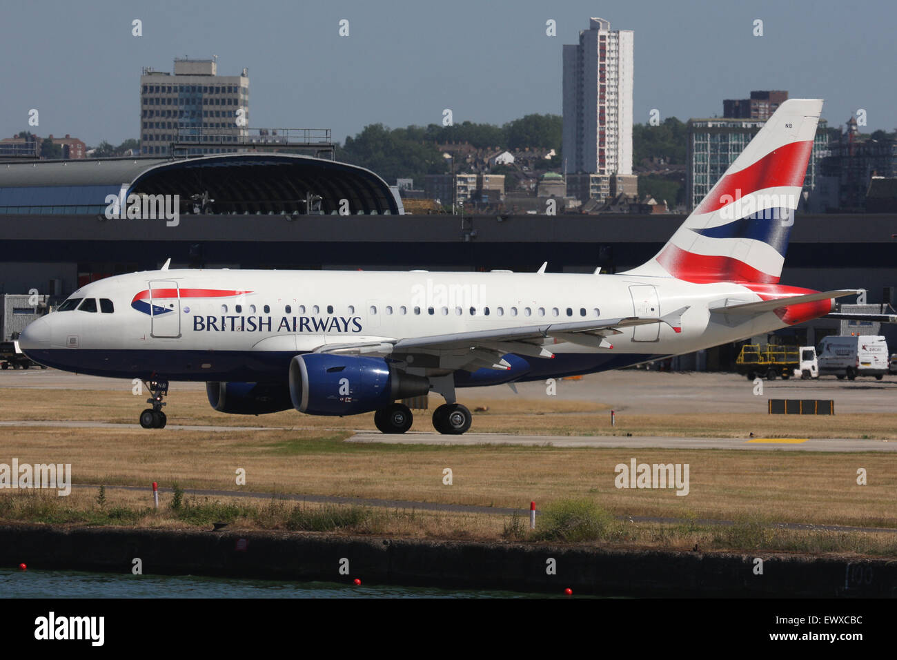 BA BRITISH AIRWAYS A318 LONDON CITY Foto Stock