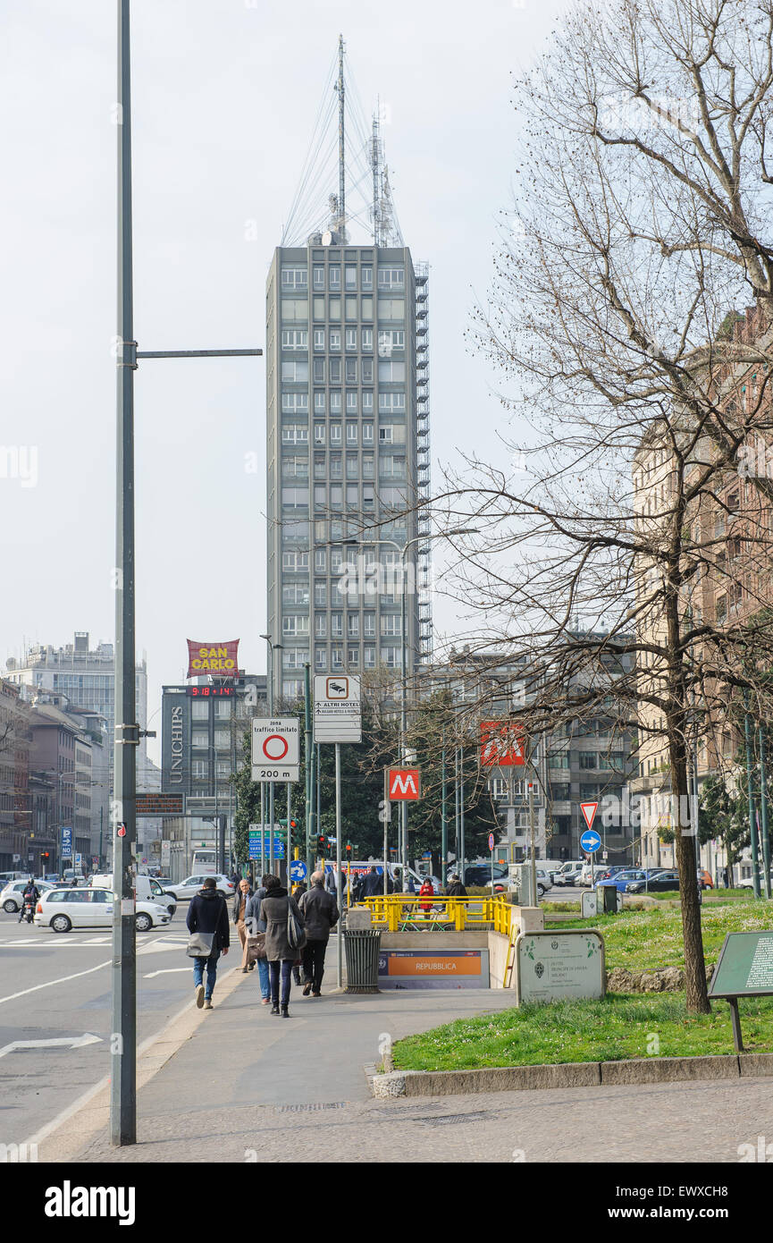 Milano, Italia - 20 Marzo 2015: per le strade della città. Foto Stock