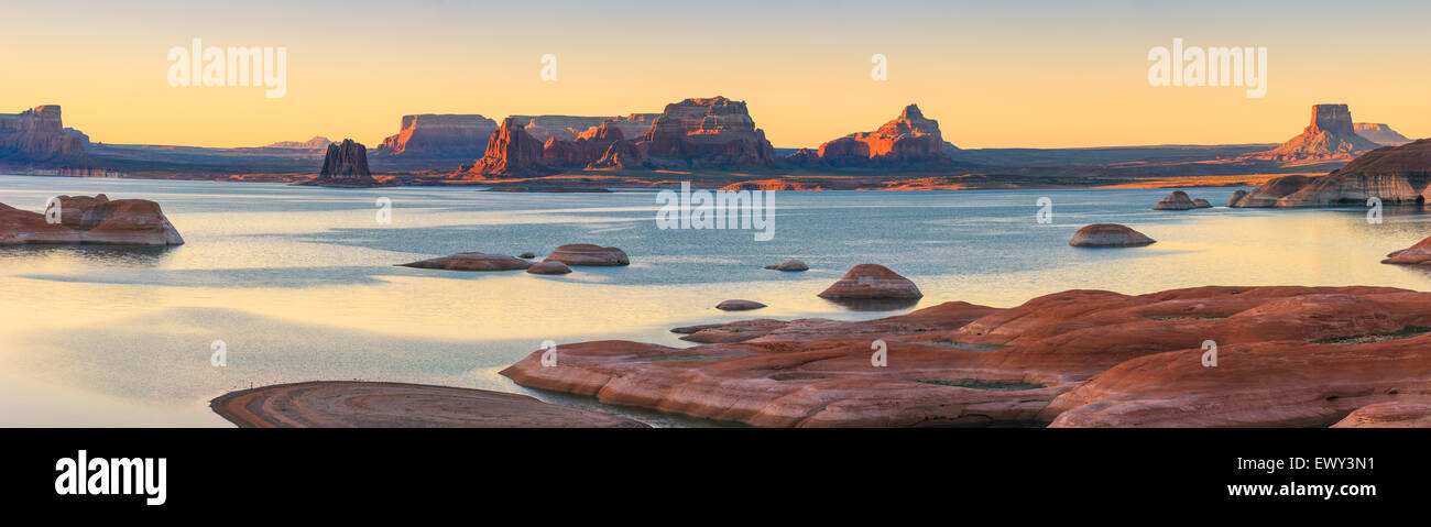 Padre Bay, dal Cookie Jar Butte. Il Lake Powell, Utah, Stati Uniti d'America Foto Stock