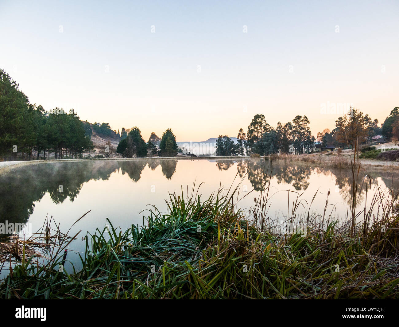 Lago del Drakensberg Foto Stock