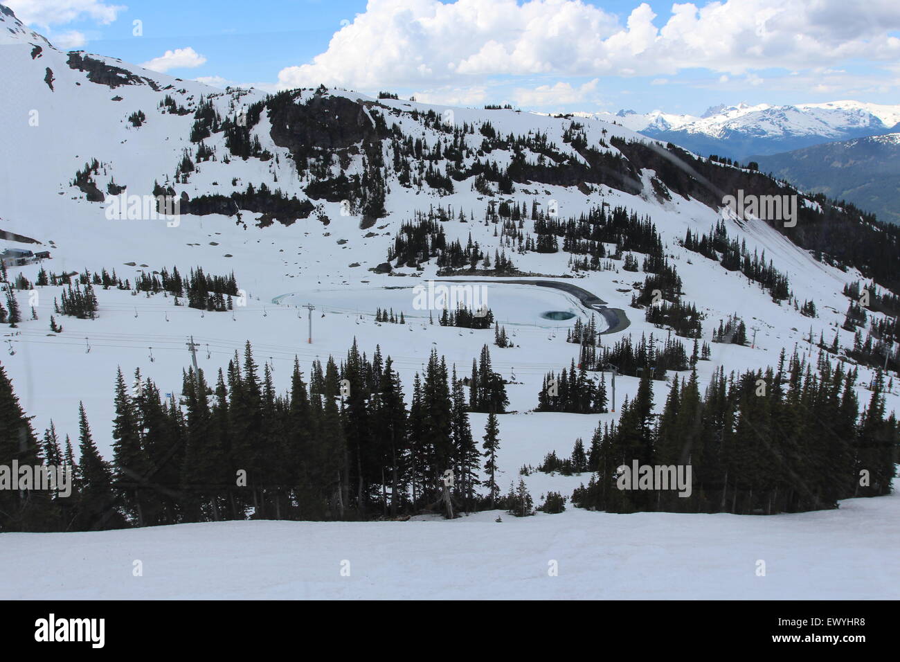 Montagne canadesi in scena e sullo sfondo la pubblicità ideale,siti web. Foto Stock