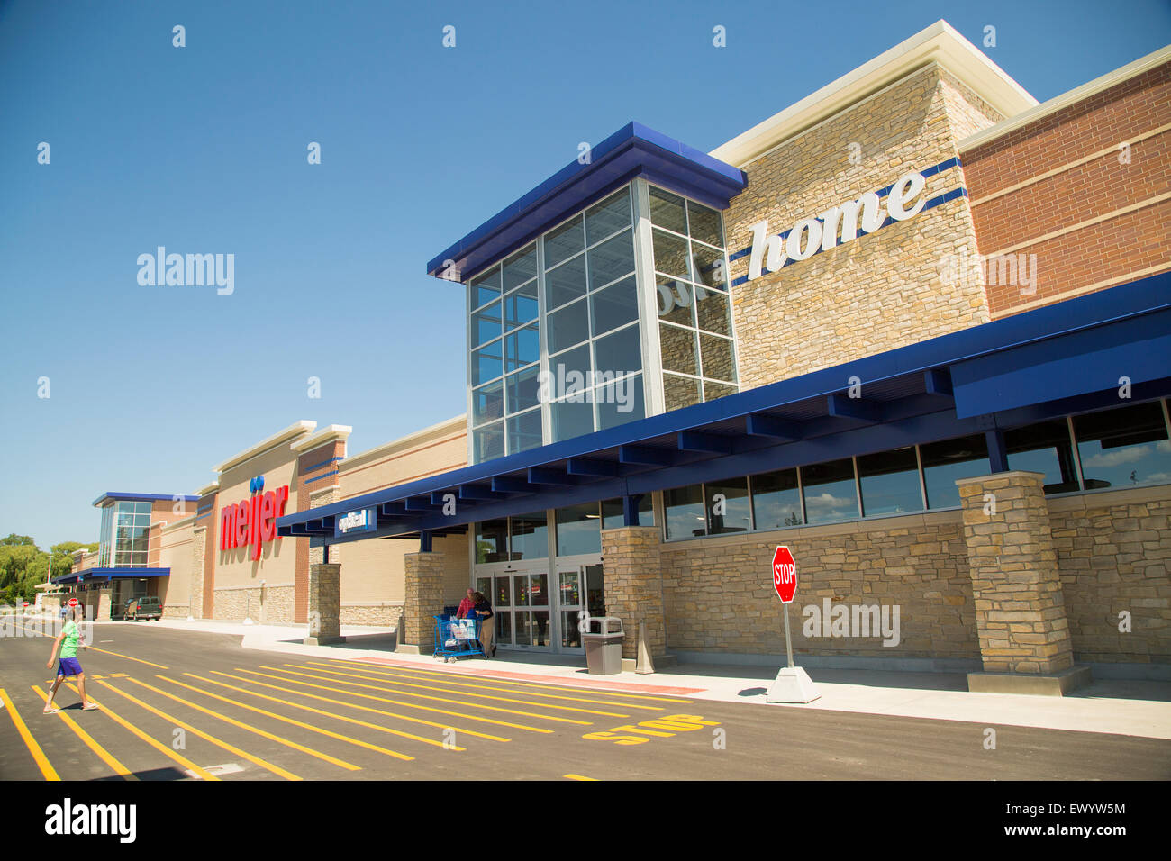 Un Meijer supermercato fruttivendolo catena negozio in Wisconsin. Meijer negozi sono a conduzione familiare e operare nel Midwest. Foto Stock