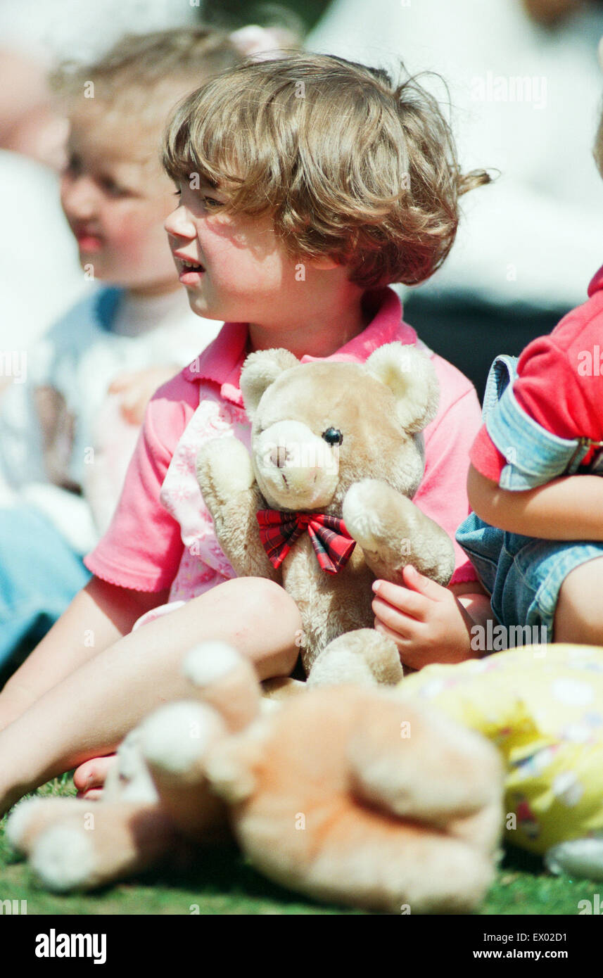 Teddy Bear Picnic a valle dei giardini, Saltburn, 15 giugno 1994. Foto Stock
