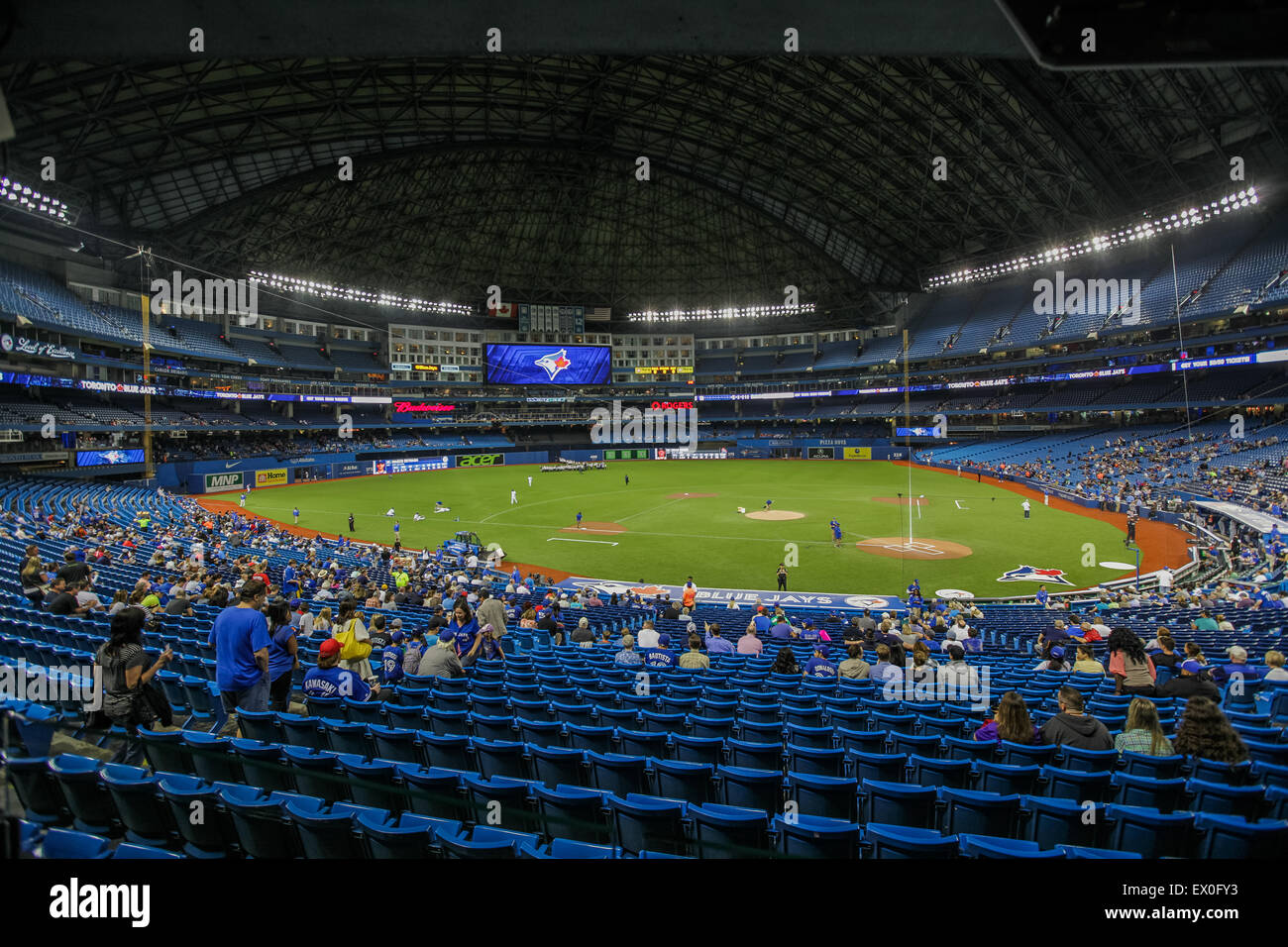 Baseball gioco Rogers Centre interno Foto Stock