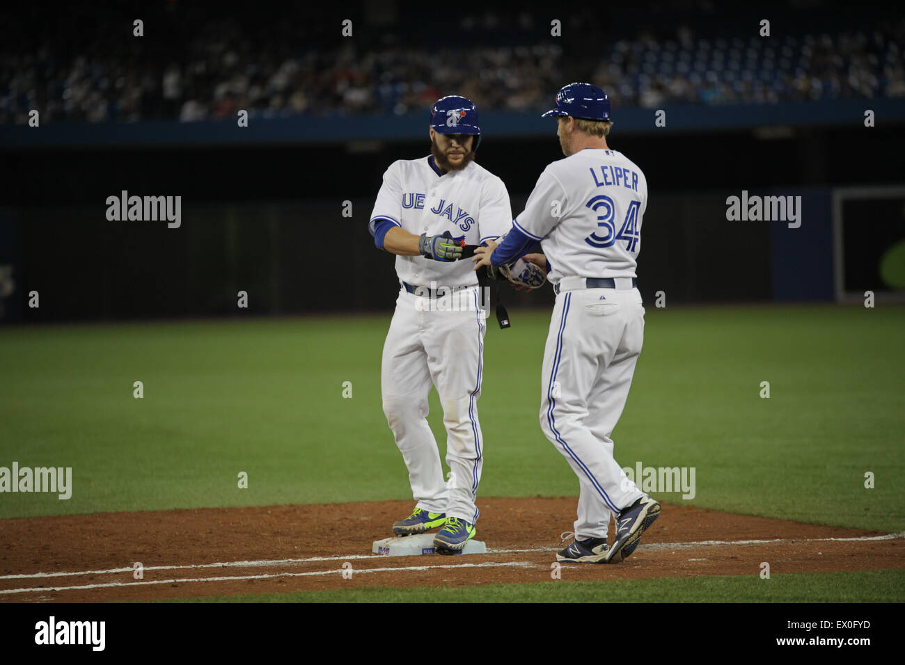 Toronto Blue Jays player e primo allenatore di base Foto Stock