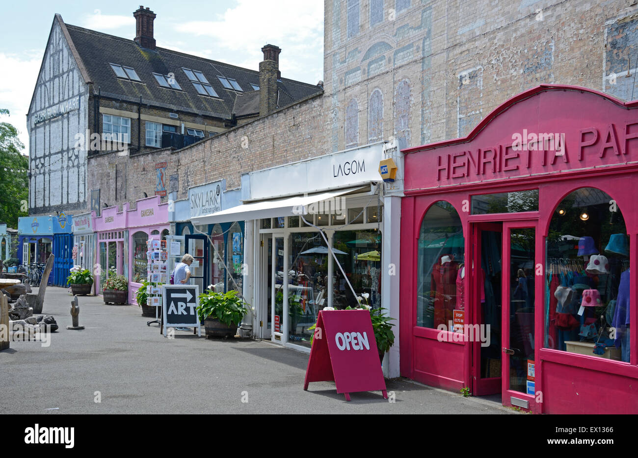 Negozi Boutique,Gabriel's Wharf, London. In Inghilterra. Foto Stock