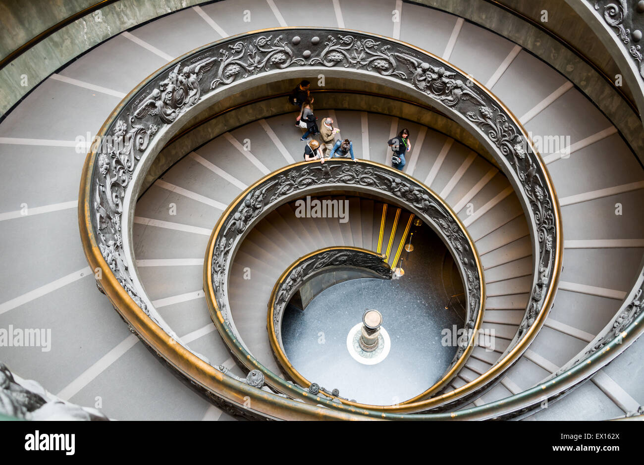 La Scala del Bramante in Vaticano Musei, Roma Foto stock - Alamy