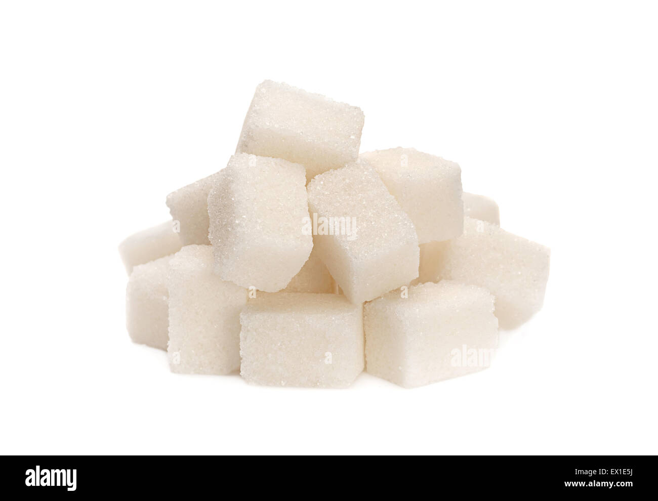 Zucchero bianco heap cubo isolato su sfondo bianco Foto Stock