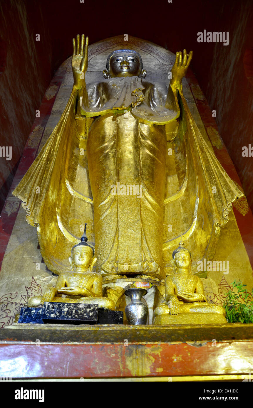 Tempio di Ananda a Bagan zona archeologica nota anche come il migliore, il più grande e meglio conservato e più venerato di Bagan templ Foto Stock