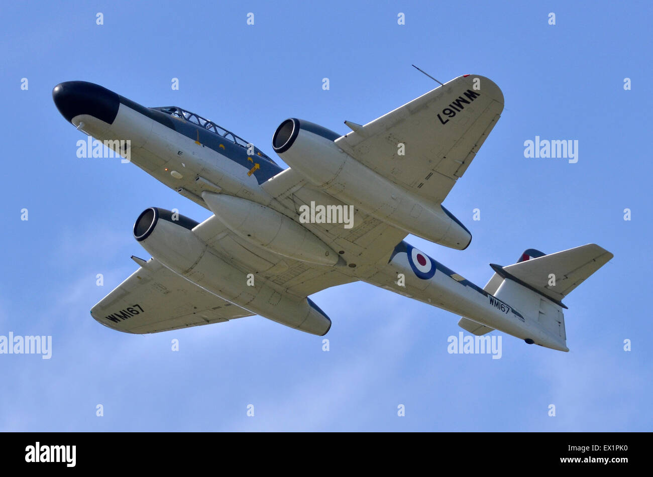 Gloster Meteor NF.11 aeromobili in RAF iscrizioni di visualizzazione in aria Baginton Pageant, Airbase, l'aeroporto di Coventry, Regno Unito. Credito: Antony ortica/Alamy Live News Foto Stock
