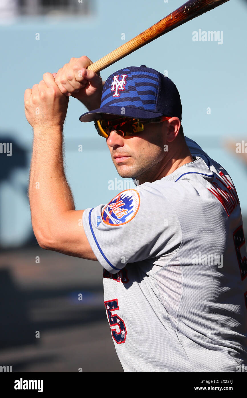 Los Angeles, CA, Stati Uniti d'America. 4 Luglio, 2015. New York Mets terzo baseman David Wright #5 prende alcune altalene in piroga il gioco tra il New York Mets e i Los Angeles Dodgers, il Dodger Stadium di Los Angeles, CA. Fotografo: Pietro Joneleit Credito: csm/Alamy Live News Foto Stock