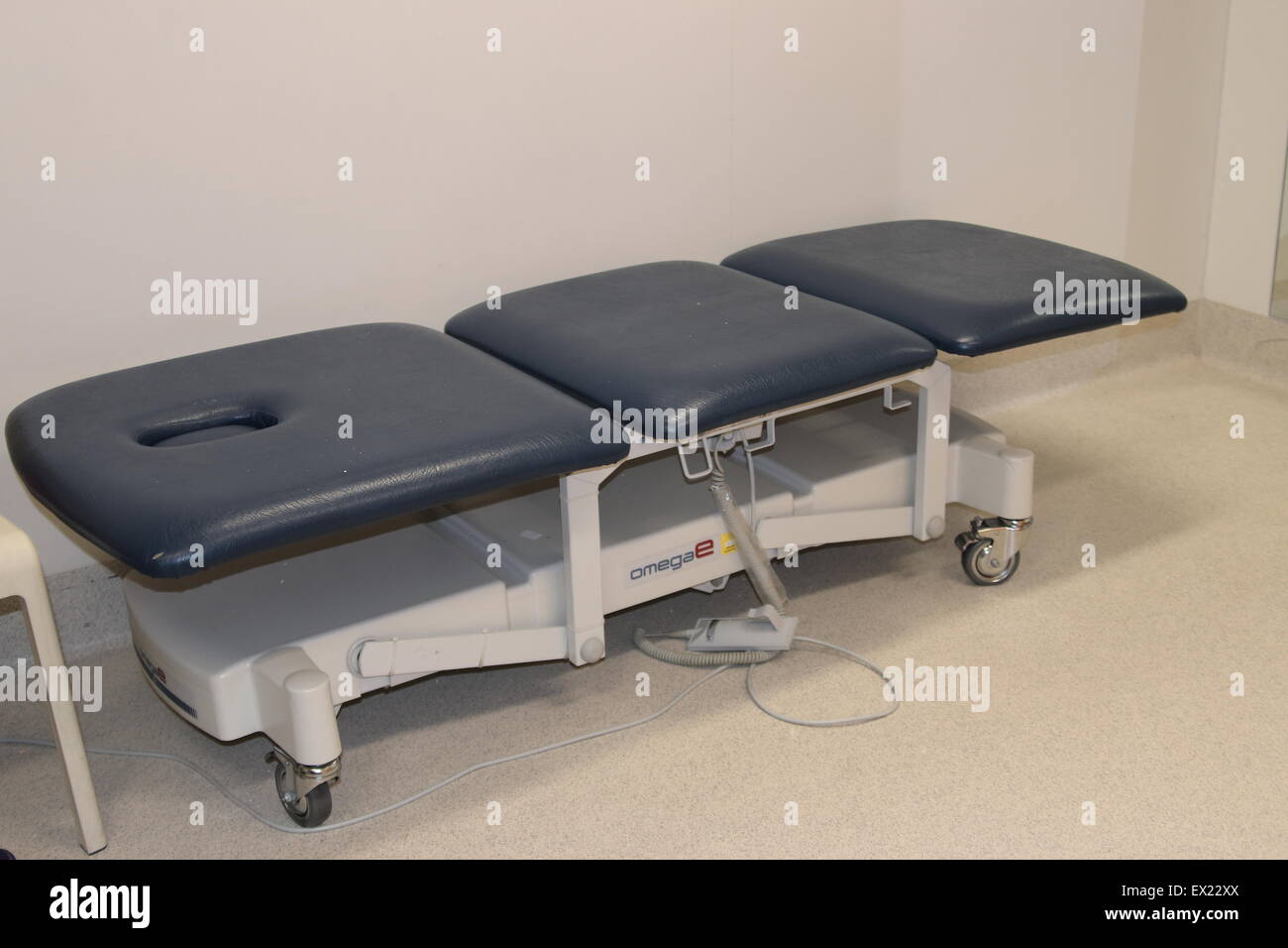 Ospedale lettino con foro per il viso Foto Stock