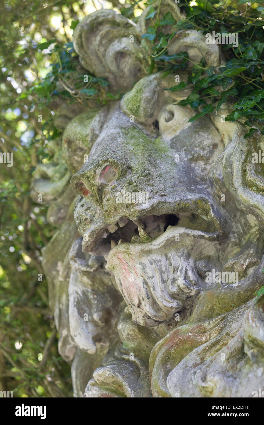 Leone di pietra statua Foto Stock