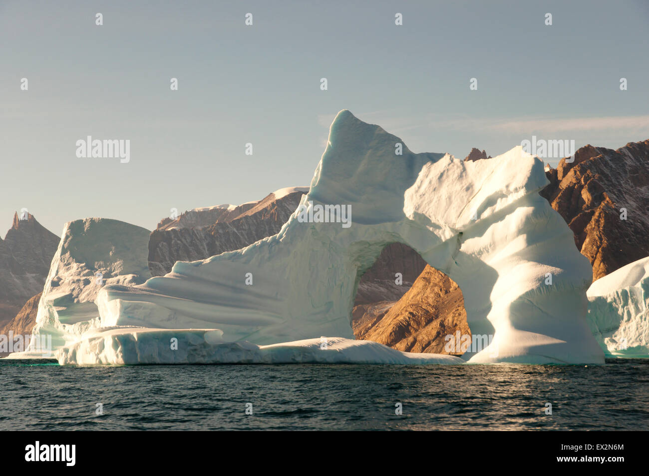 Trafitto Iceberg - Scoresby Sound Foto Stock