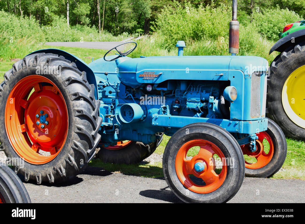 Blue Fordson Power Major trattore. Foto Stock