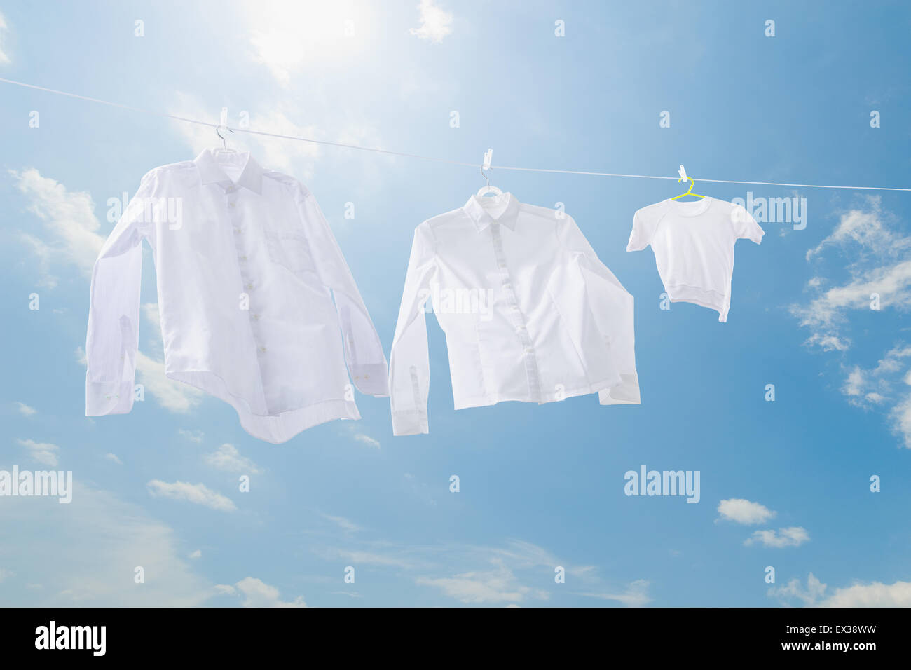 Servizio lavanderia essiccazione fino sulla linea di lavaggio Foto Stock