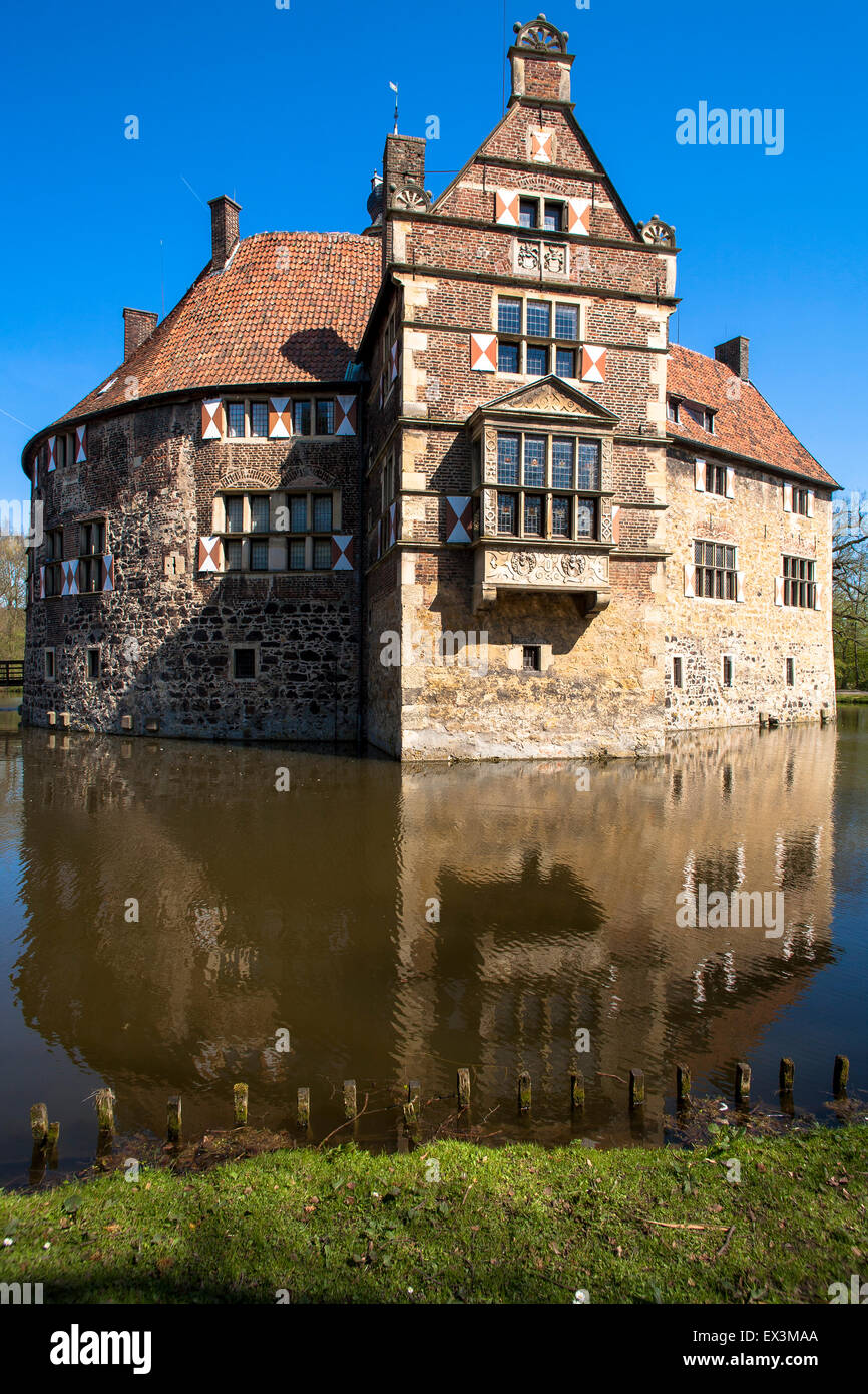 DEU, in Germania, in Renania settentrionale-Vestfalia, regione Muensterland, moated il castello Vischering in Luedinghausen. DEU, Deutschland, Nordrhe Foto Stock