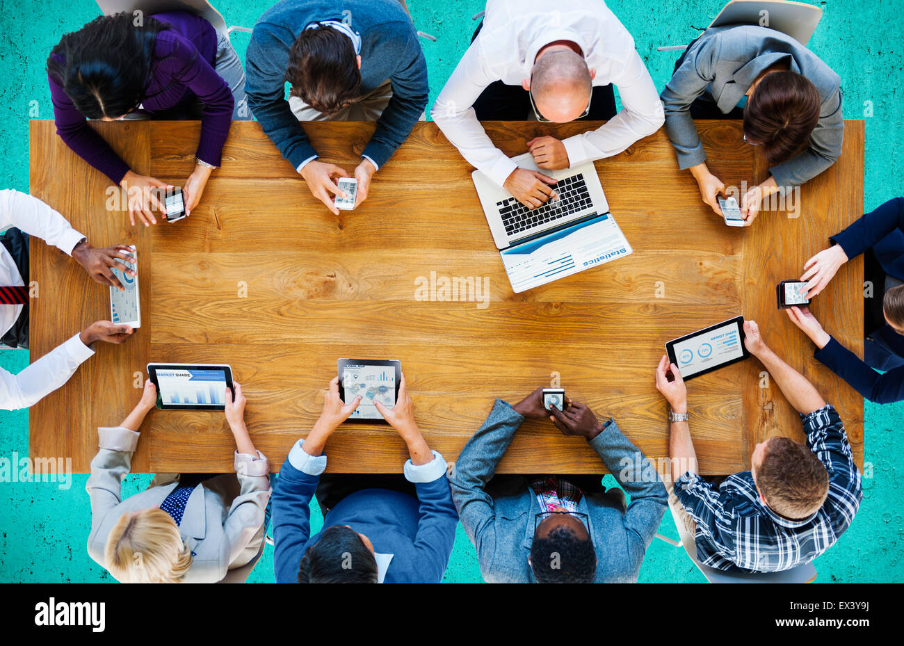 Connessione di comunicazione Dispositivi digitali Concetto tecnologico Foto Stock