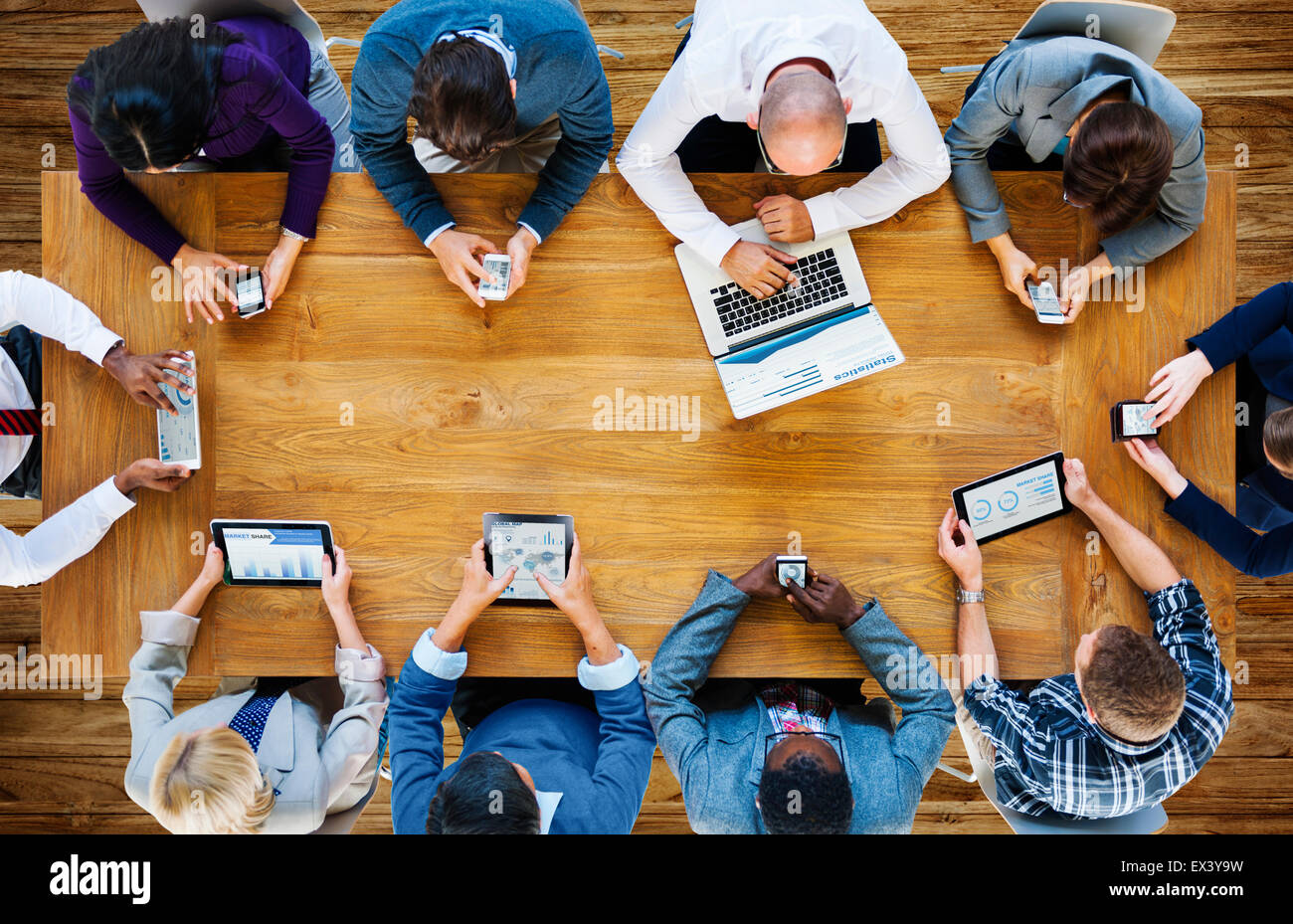 Connessione di comunicazione Dispositivi digitali Concetto tecnologico Foto Stock