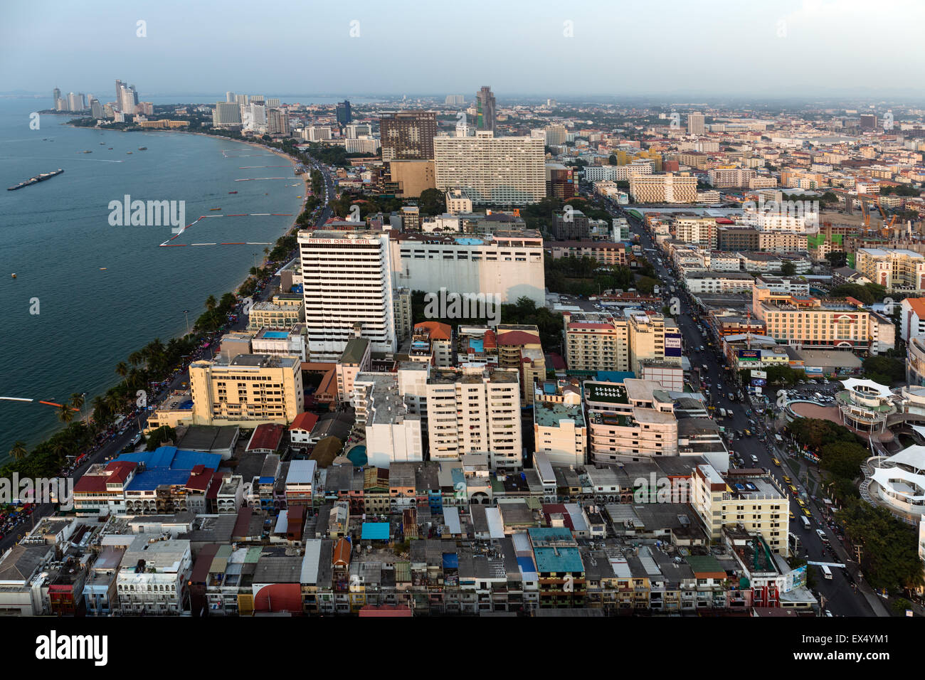 Cityscape, nord di Pattaya Bay, Pattaya, Chon Buri Provincia, Thailandia Foto Stock